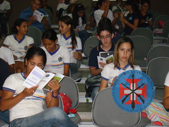 Ação de educação patrimonial junto a alunos da rede privada de ensino no município de Goiana-PE.